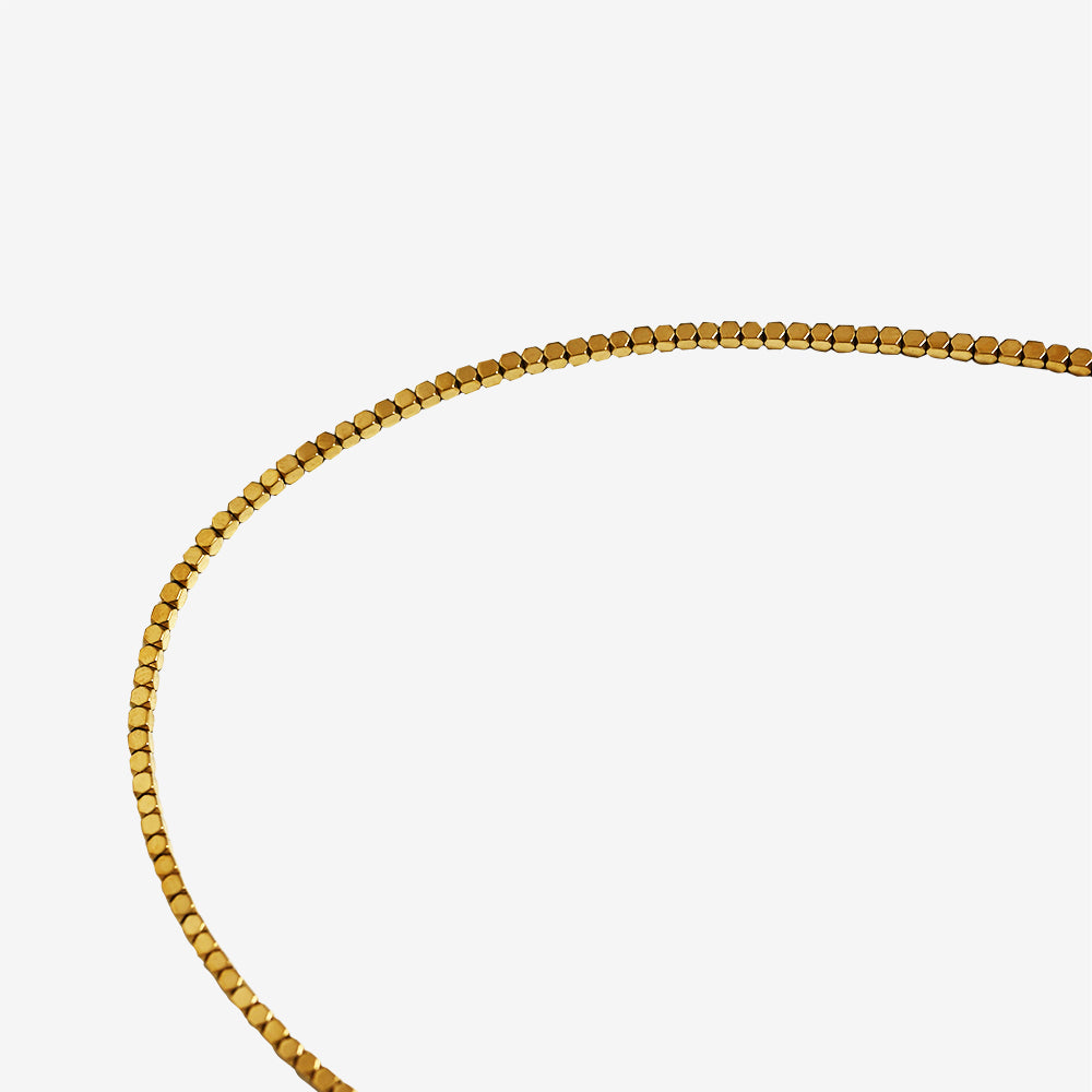 Collana di Perline Quadrate