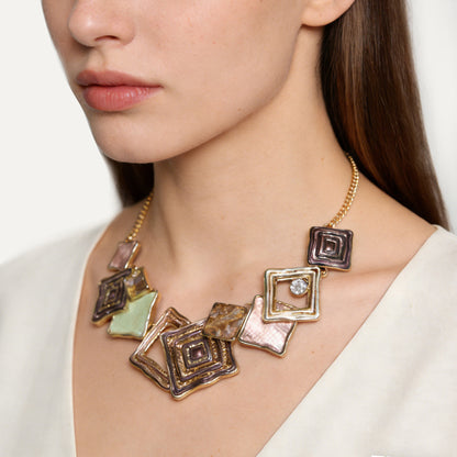 Collana Smaltata con Pietre e Strass