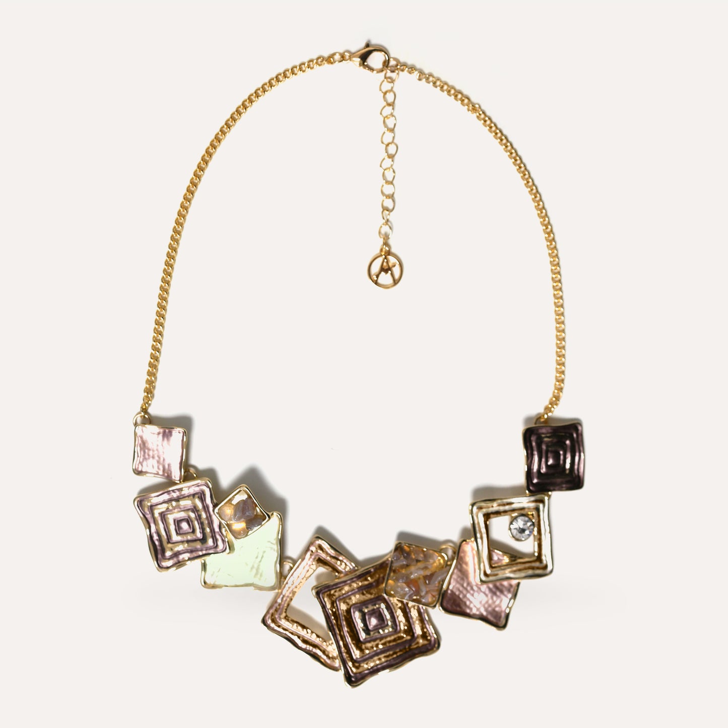 Collana Smaltata con Pietre e Strass