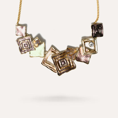 Collana Smaltata con Pietre e Strass