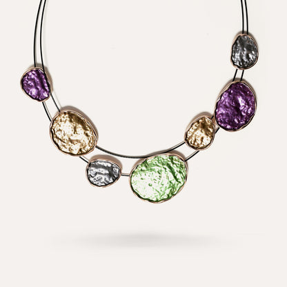 Collana Smaltata con Filo Nero in Acciaio