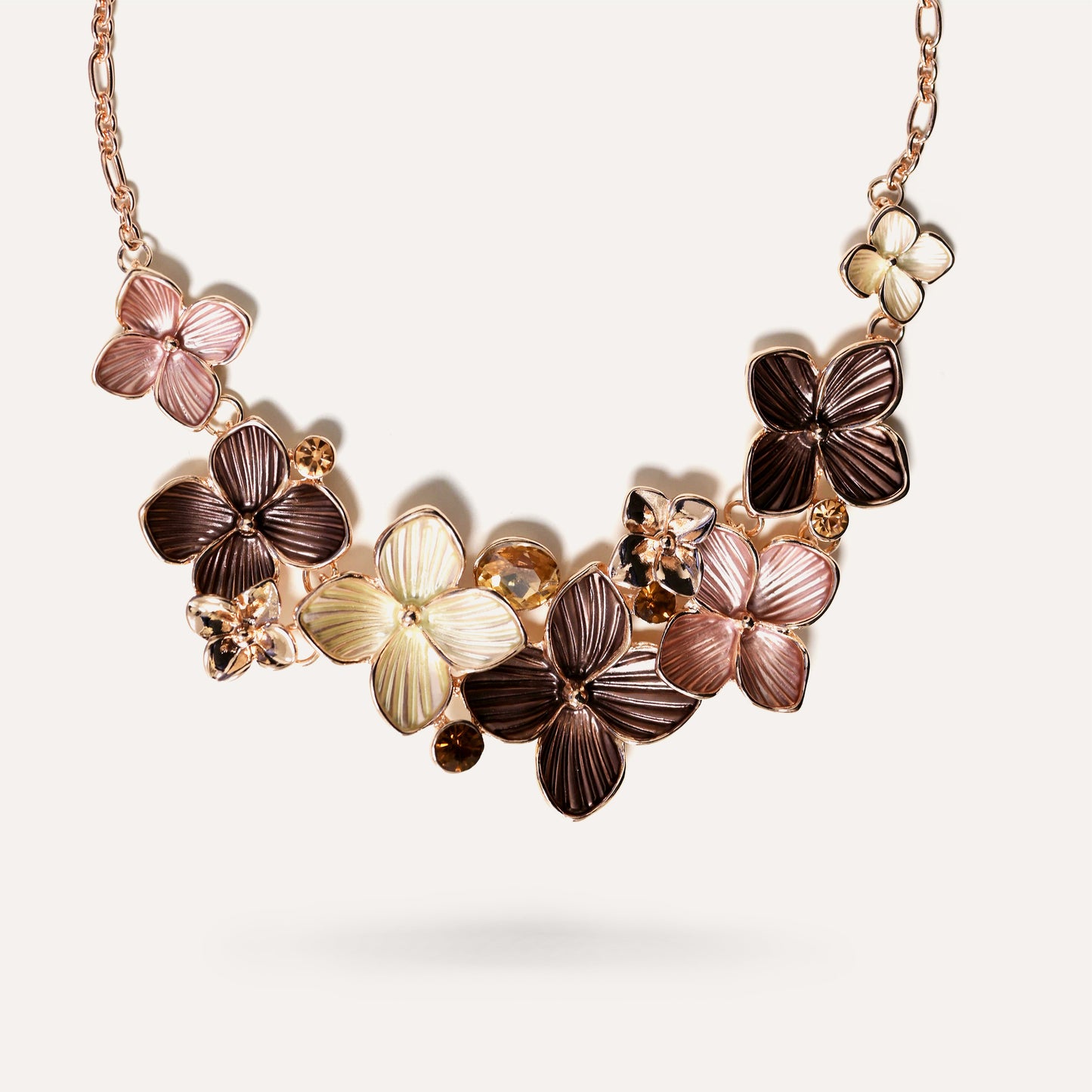 Collana con Fiori Smaltati e Strass