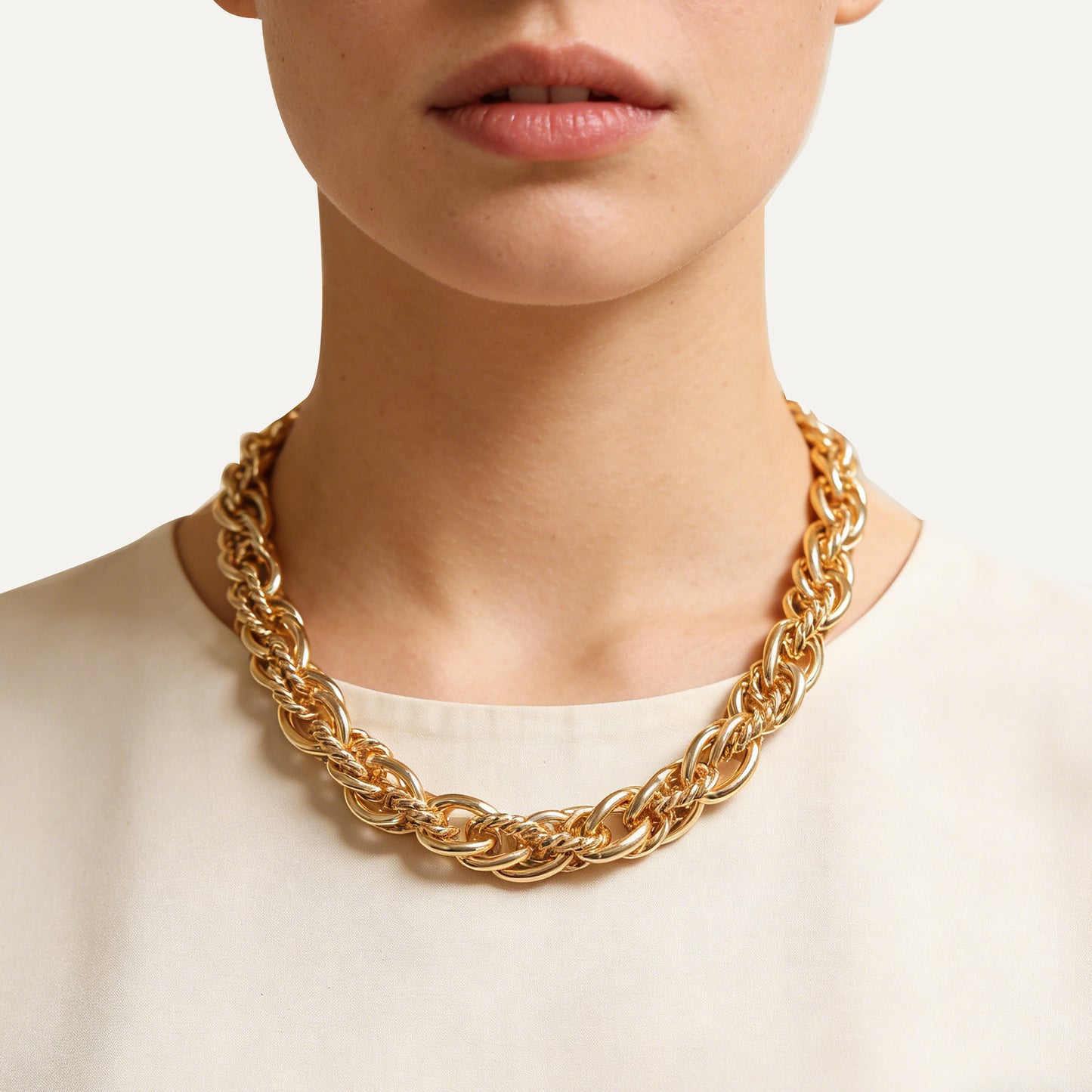 Collana Catena a Doppia Maglia con Anelli Lisci e Intrecciati Alternati