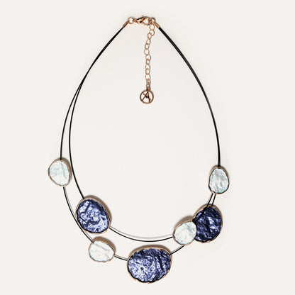 Collana Smaltata con Filo Nero in Acciaio